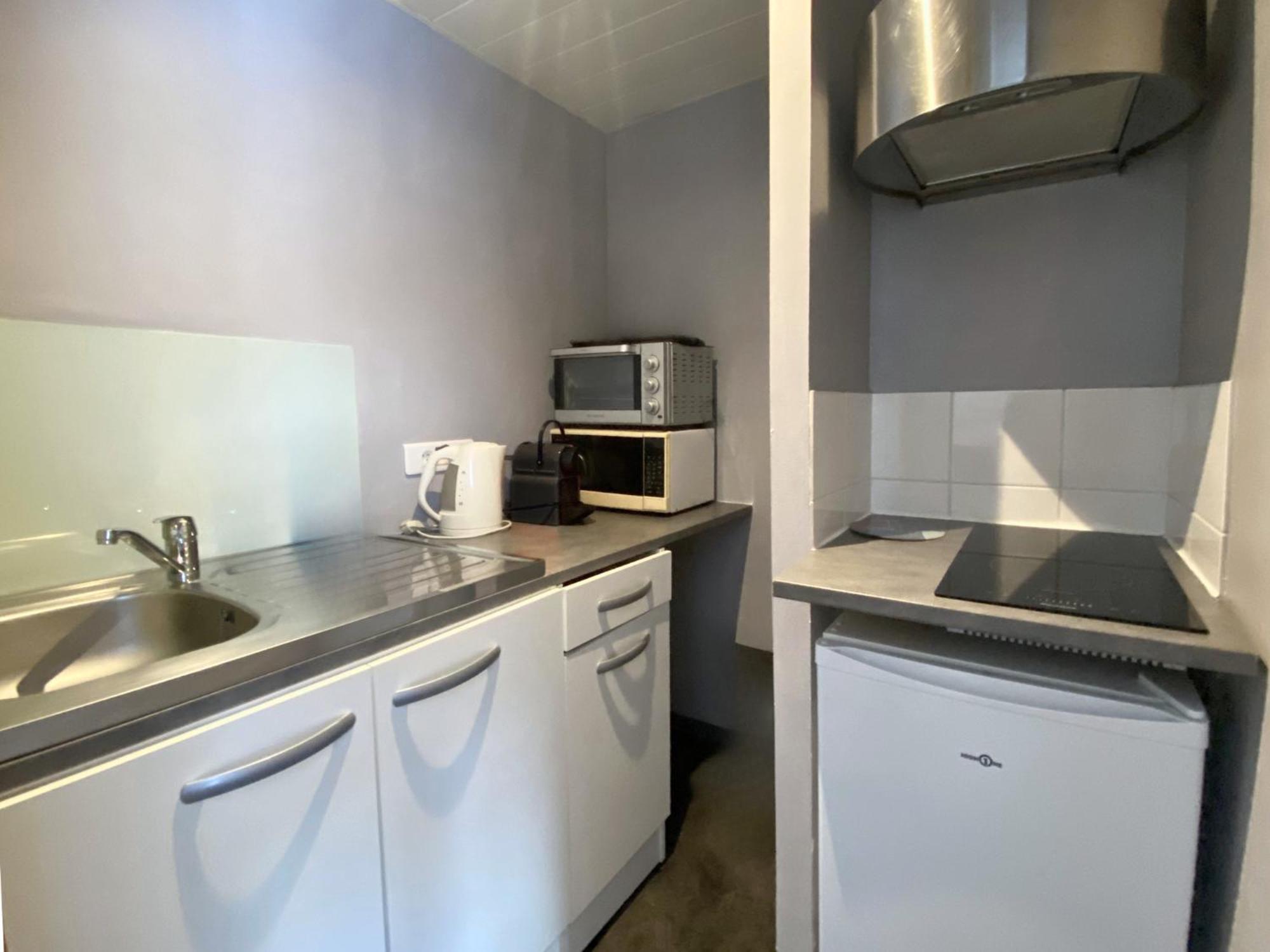 Studios & Appartements Confortables Au Centre De Bourbourg - Gare A Proximite Exteriör bild