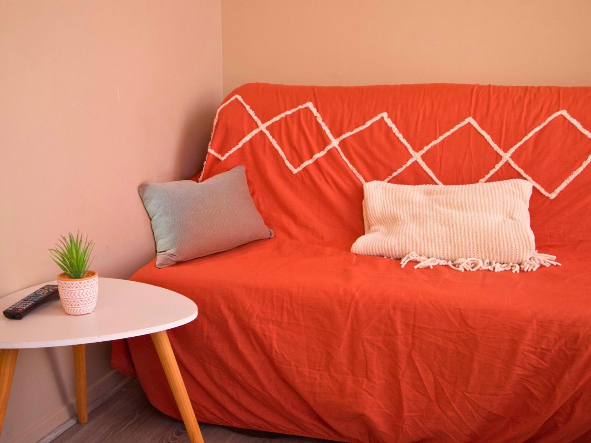 Studios & Appartements Confortables Au Centre De Bourbourg - Gare A Proximite Rum bild